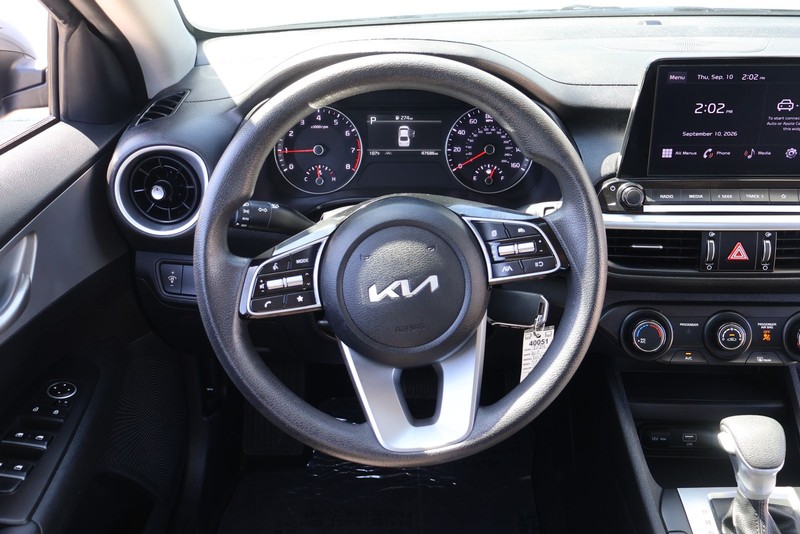 Kia Forte Vehicle Full-screen Gallery Image 21