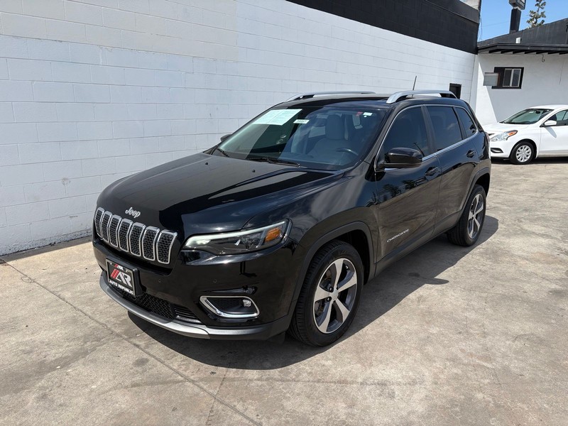 Jeep Cherokee Vehicle Full-screen Gallery Image 11