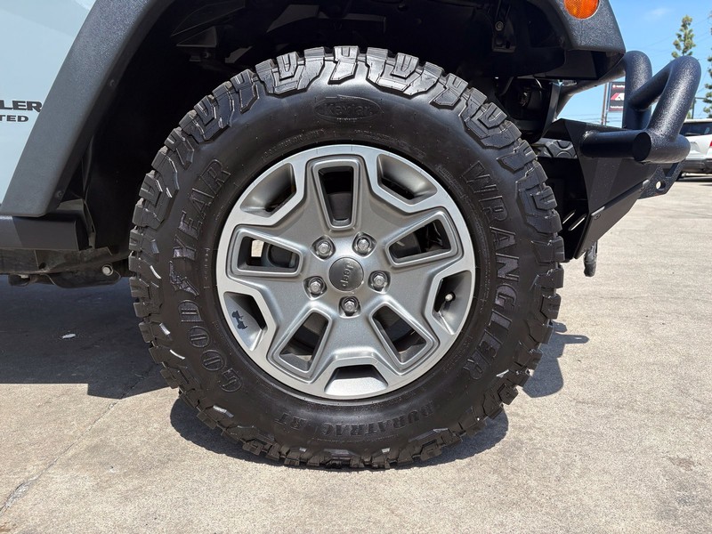 Jeep Wrangler Unlimited Vehicle Full-screen Gallery Image 14