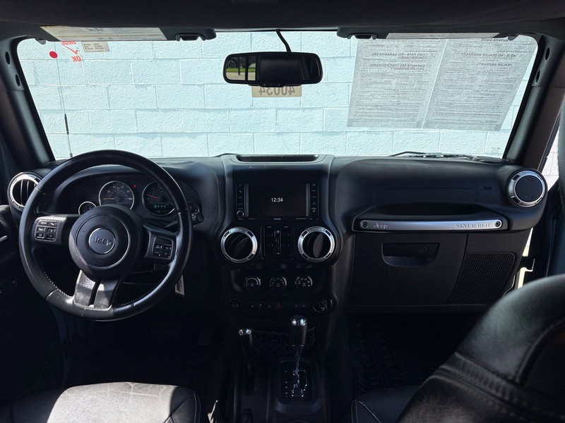 Jeep Wrangler Unlimited Vehicle Full-screen Gallery Image 22