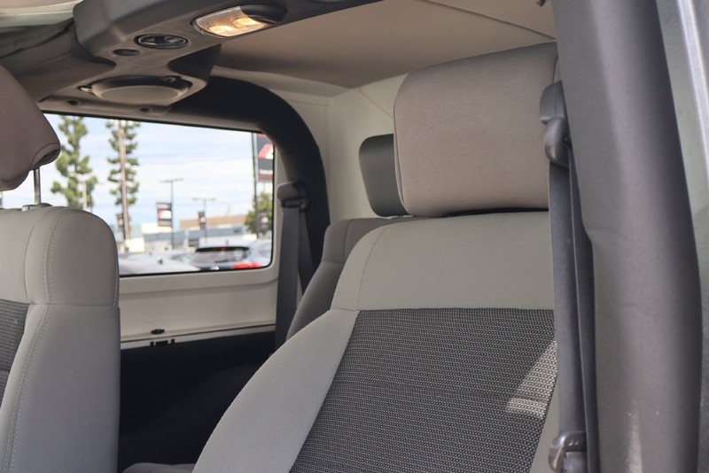 Jeep Wrangler Vehicle Full-screen Gallery Image 17