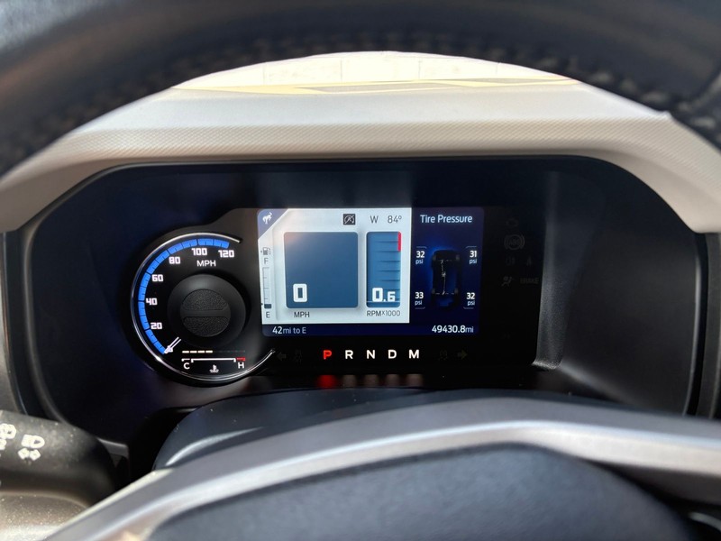 Ford Bronco Vehicle Full-screen Gallery Image 22