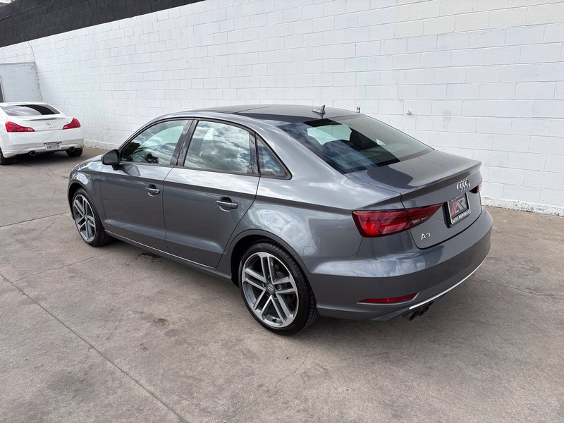 Audi A3 Sedan Vehicle Full-screen Gallery Image 09