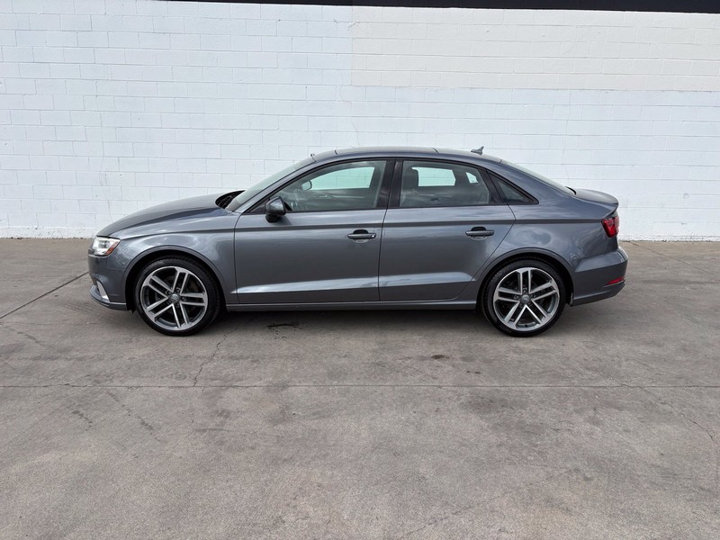 Audi A3 Sedan Vehicle Full-screen Gallery Image 10