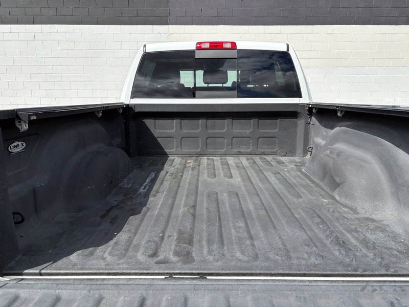 Ram 2500 Vehicle Full-screen Gallery Image 08