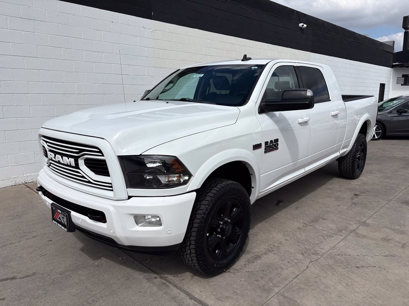 Ram 2500 Vehicle Full-screen Gallery Image 11
