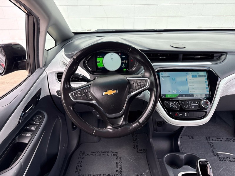 Chevrolet Bolt EV Vehicle Full-screen Gallery Image 23