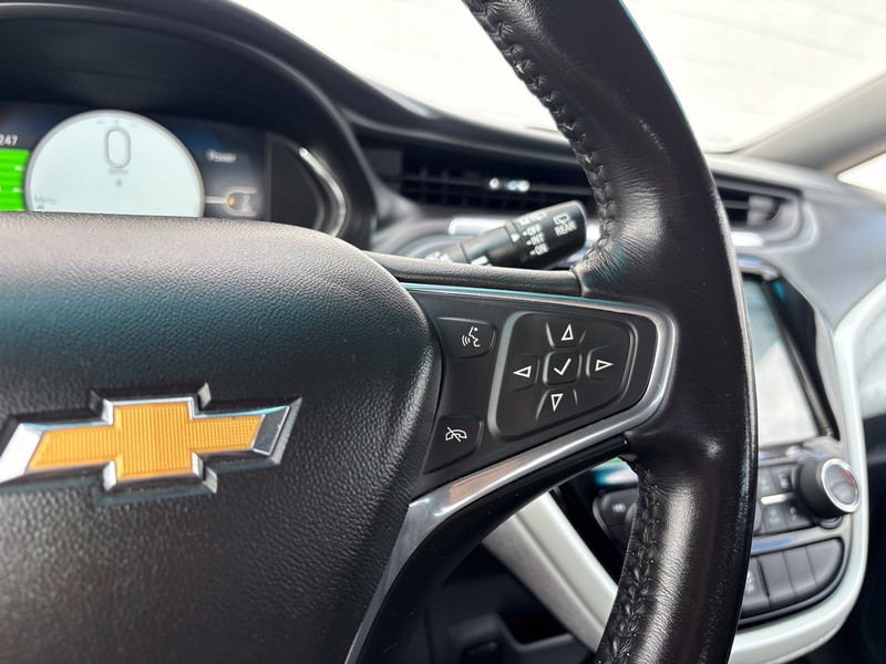 Chevrolet Bolt EV Vehicle Full-screen Gallery Image 25