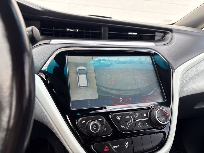 Chevrolet Bolt EV Vehicle Full-screen Gallery Image 28