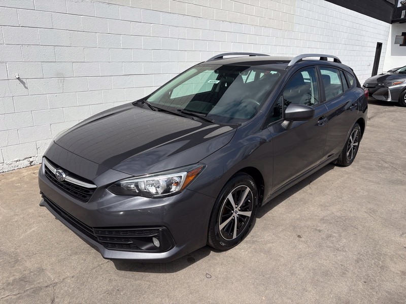 Subaru Impreza Vehicle Full-screen Gallery Image 11