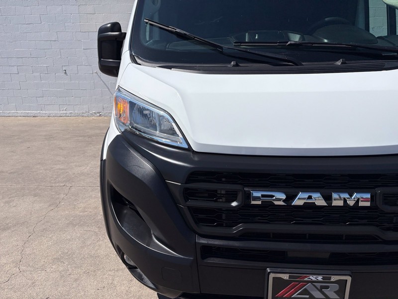 Ram ProMaster Cargo Van Vehicle Full-screen Gallery Image 04