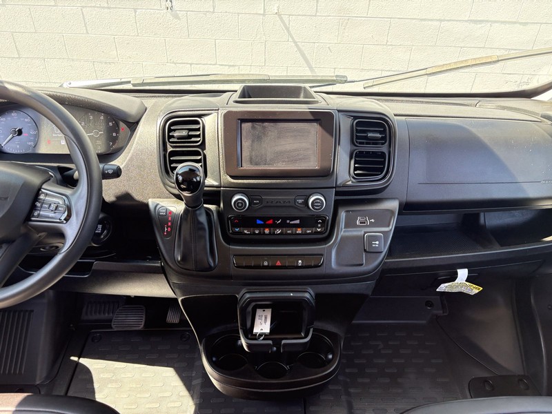 Ram ProMaster Cargo Van Vehicle Full-screen Gallery Image 26