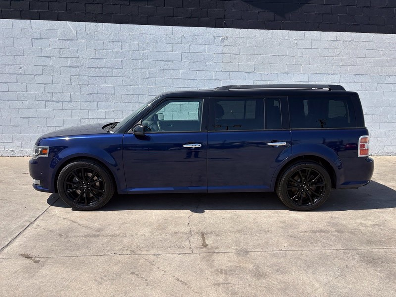 Ford Flex Vehicle Full-screen Gallery Image 11