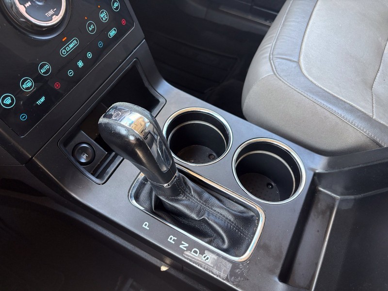 Ford Flex Vehicle Full-screen Gallery Image 29