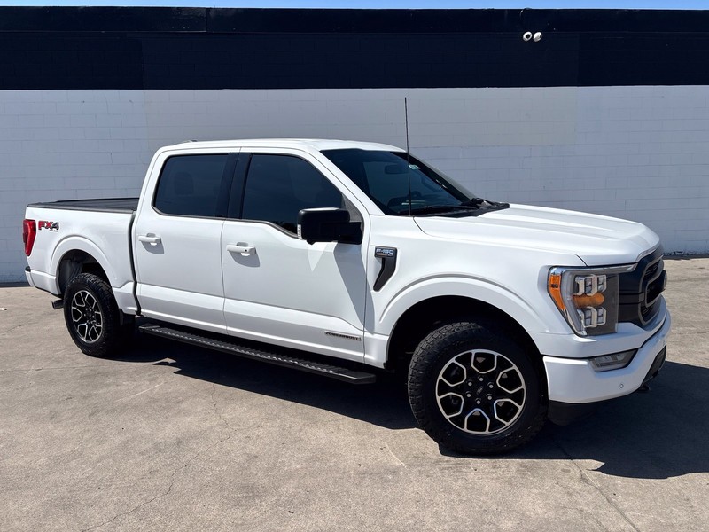 Ford F-150 Vehicle Full-screen Gallery Image 02