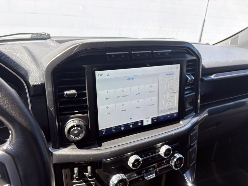 Ford F-150 Vehicle Full-screen Gallery Image 26