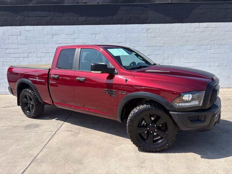 Ram 1500 Classic Vehicle Full-screen Gallery Image 02