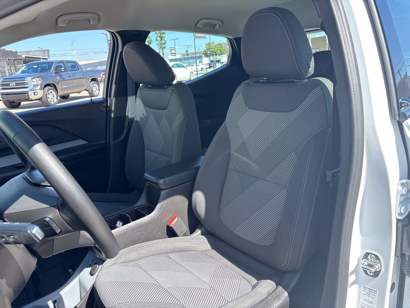 Chevrolet Bolt Vehicle Full-screen Gallery Image 16