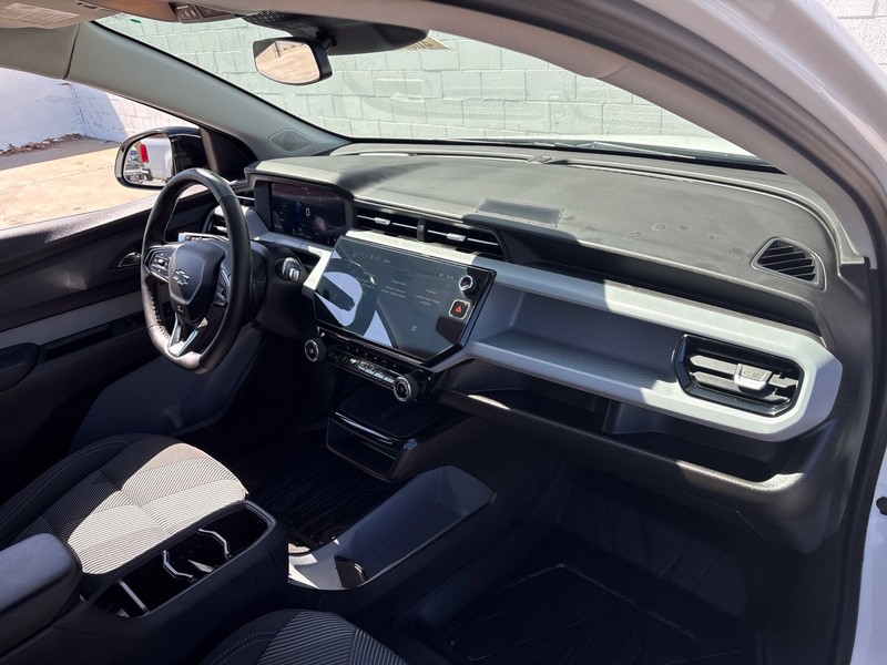 Chevrolet Bolt Vehicle Full-screen Gallery Image 18
