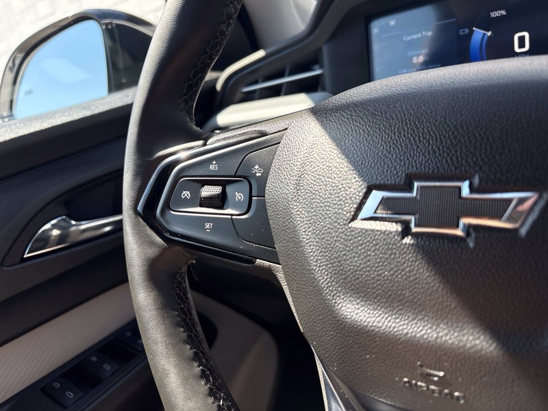 Chevrolet Bolt Vehicle Full-screen Gallery Image 24