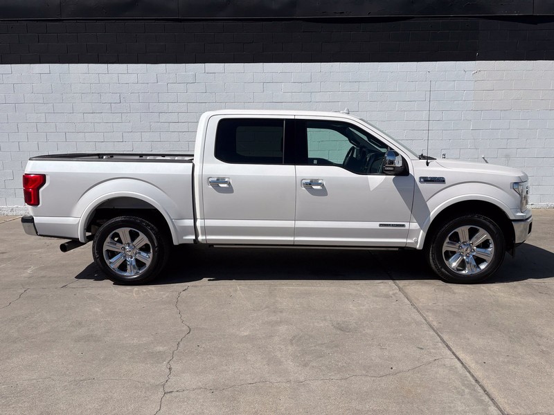 Ford F-150 Vehicle Full-screen Gallery Image 01