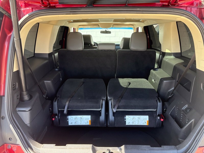 Ford Flex Vehicle Full-screen Gallery Image 08