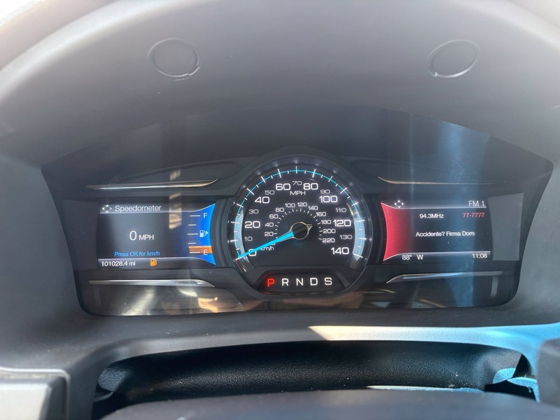 Ford Flex Vehicle Full-screen Gallery Image 23