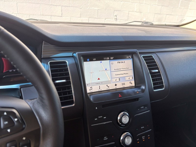 Ford Flex Vehicle Full-screen Gallery Image 28