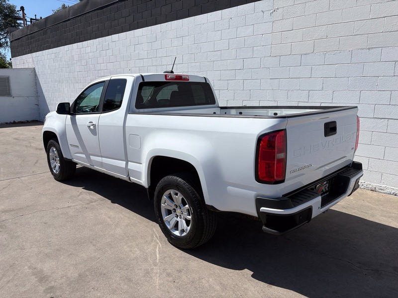 Chevrolet Colorado Vehicle Full-screen Gallery Image 09