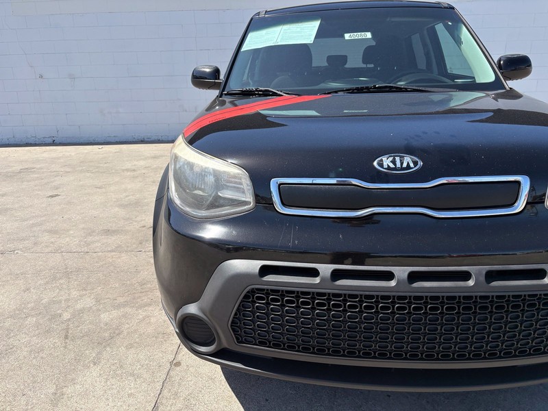 Kia Soul Vehicle Full-screen Gallery Image 03