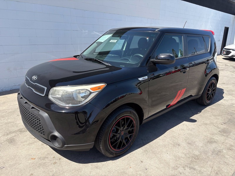 Kia Soul Vehicle Full-screen Gallery Image 11