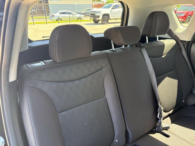 Kia Soul Vehicle Full-screen Gallery Image 20