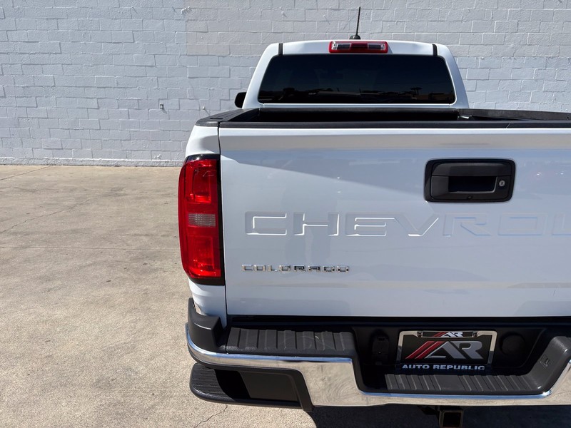 Chevrolet Colorado Vehicle Full-screen Gallery Image 07
