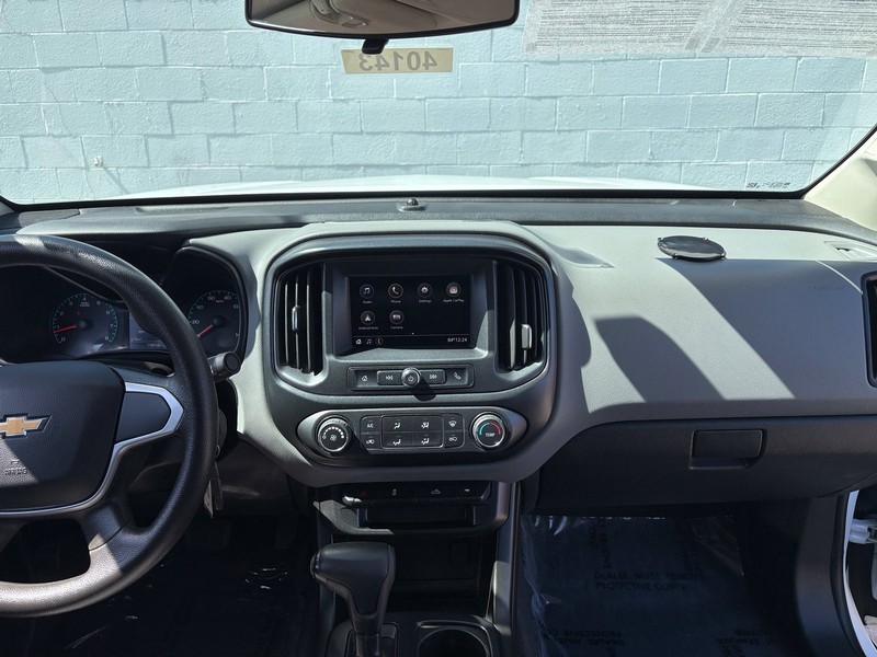 Chevrolet Colorado Vehicle Full-screen Gallery Image 25