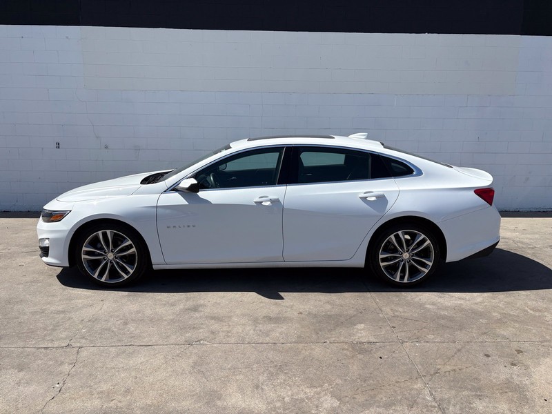 Chevrolet Malibu Vehicle Full-screen Gallery Image 10