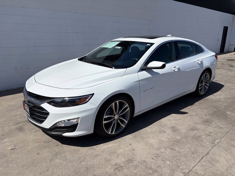 Chevrolet Malibu Vehicle Full-screen Gallery Image 11