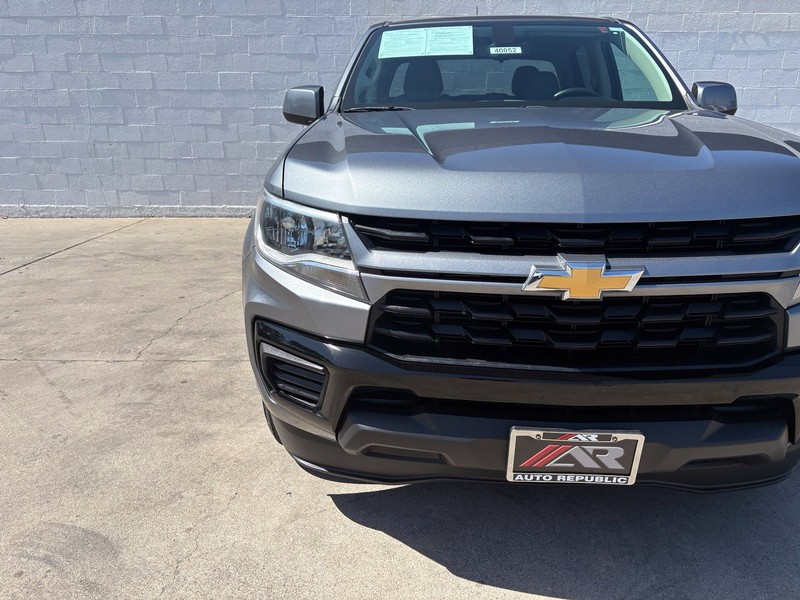 Chevrolet Colorado Vehicle Full-screen Gallery Image 04