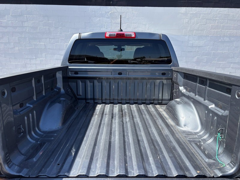 Chevrolet Colorado Vehicle Full-screen Gallery Image 08