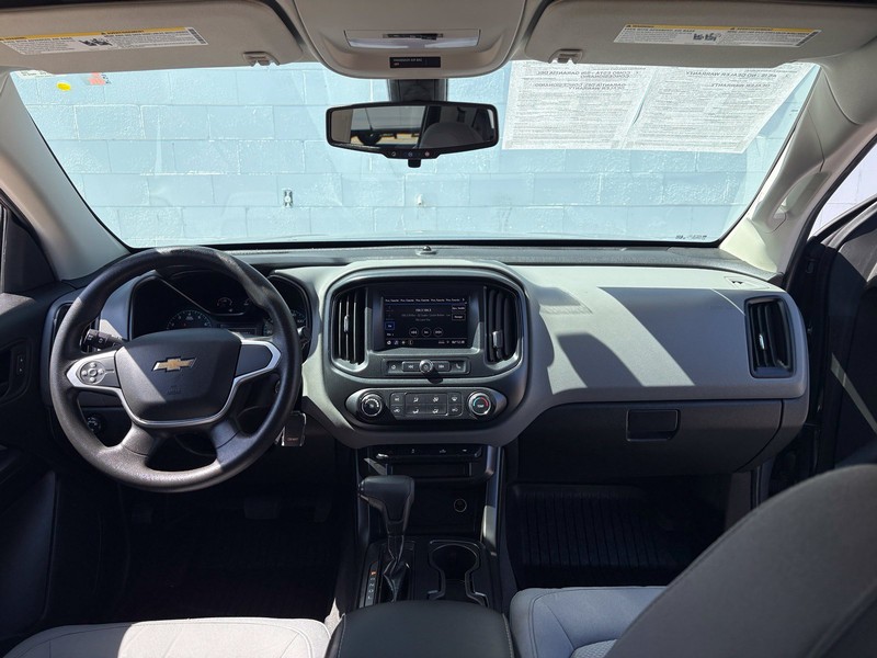 Chevrolet Colorado Vehicle Full-screen Gallery Image 21