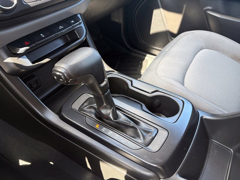 Chevrolet Colorado Vehicle Full-screen Gallery Image 28