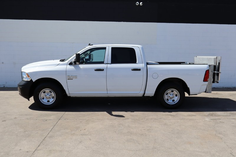Ram 1500 Classic Vehicle Full-screen Gallery Image 11