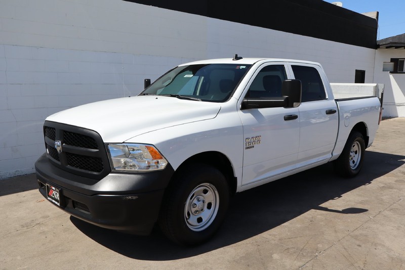 Ram 1500 Classic Vehicle Full-screen Gallery Image 12