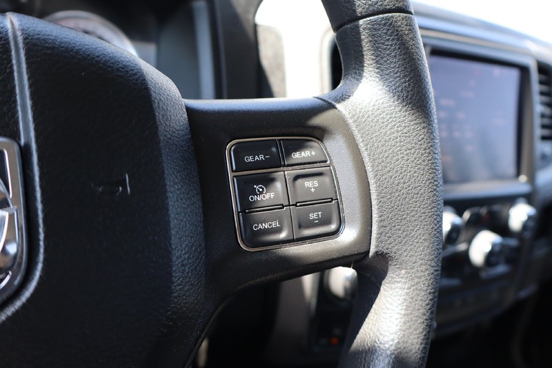 Ram 1500 Classic Vehicle Full-screen Gallery Image 26