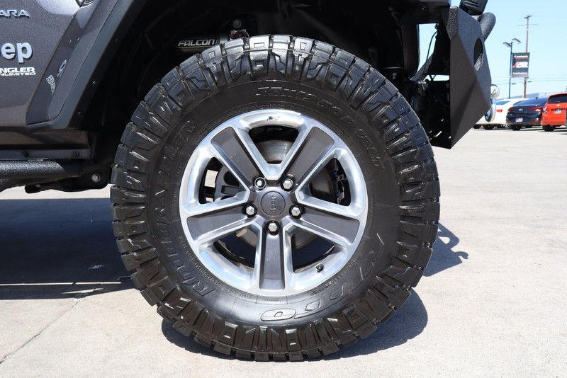 Jeep Wrangler Unlimited Vehicle Full-screen Gallery Image 13