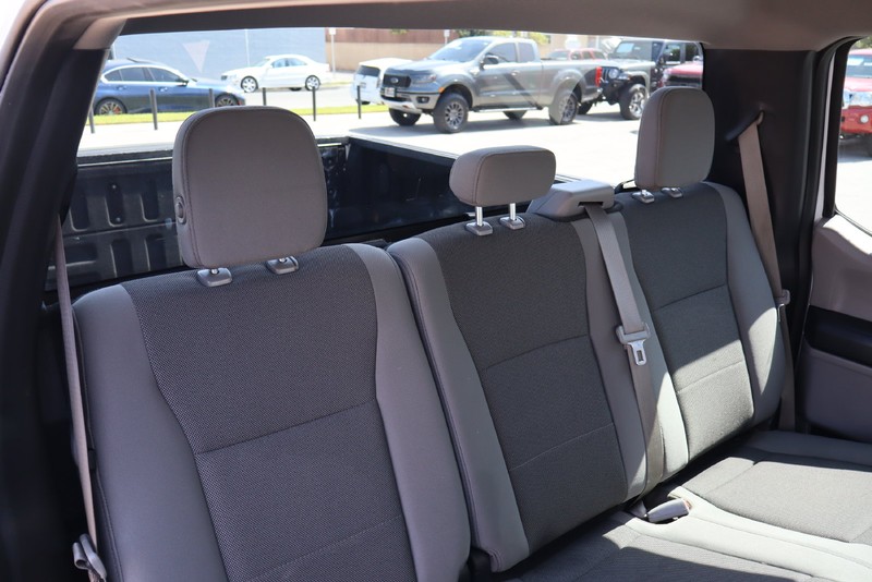 Ford F-150 Vehicle Full-screen Gallery Image 20