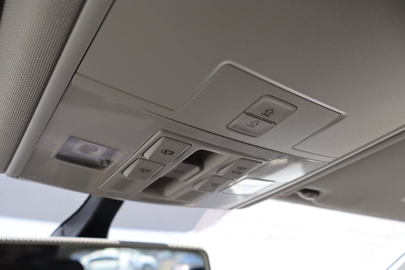 Volkswagen Golf SportWagen Vehicle Full-screen Gallery Image 31