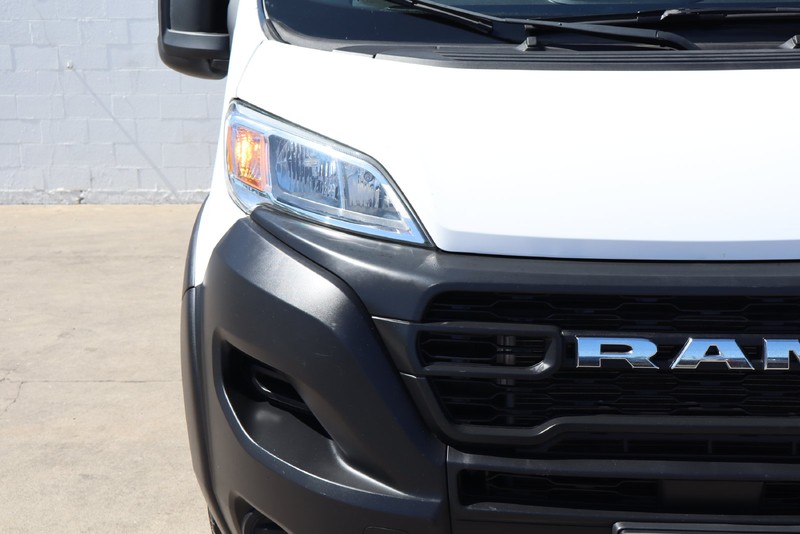 Ram ProMaster Vehicle Full-screen Gallery Image 04
