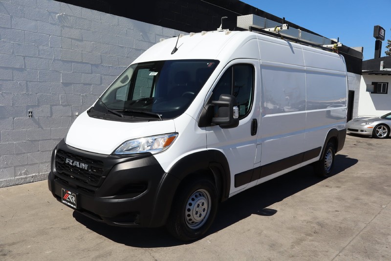 Ram ProMaster Vehicle Full-screen Gallery Image 12
