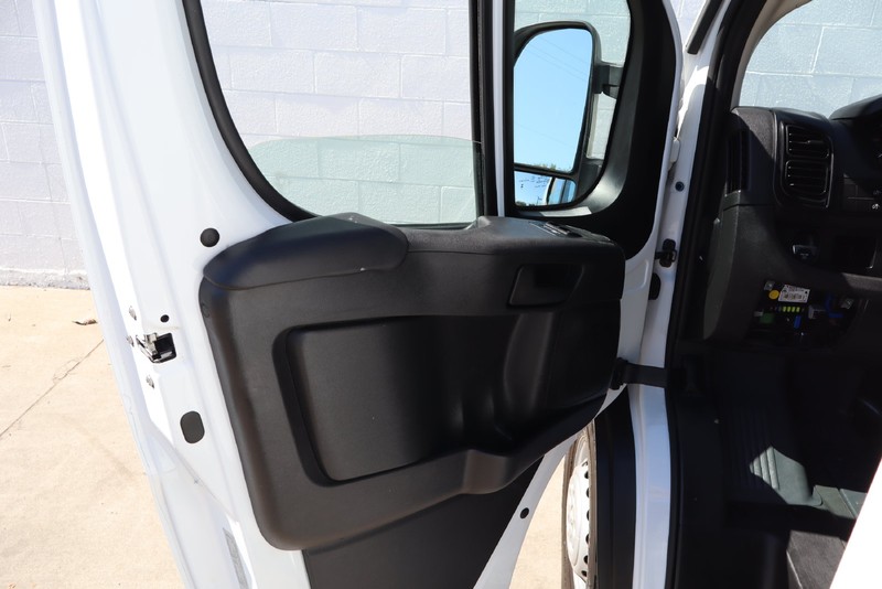 Ram ProMaster Vehicle Full-screen Gallery Image 15