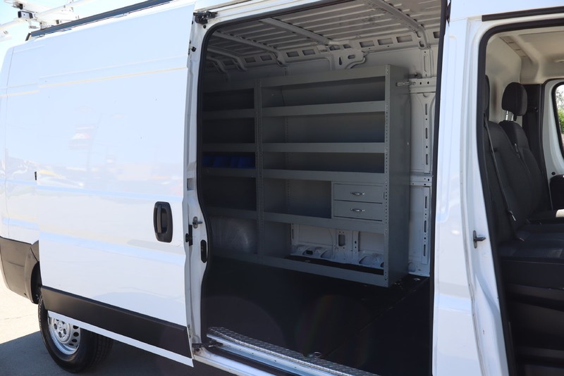Ram ProMaster Vehicle Full-screen Gallery Image 21
